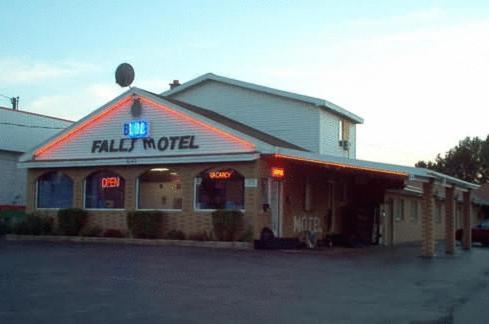 Blue Falls Motel โทนาวานดา ภายนอก รูปภาพ